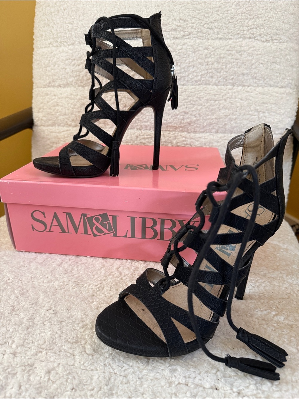 Sam & Libby Black Snakeskin Lace-Up Tassel Cage Stiletto Heels - Size 7.5